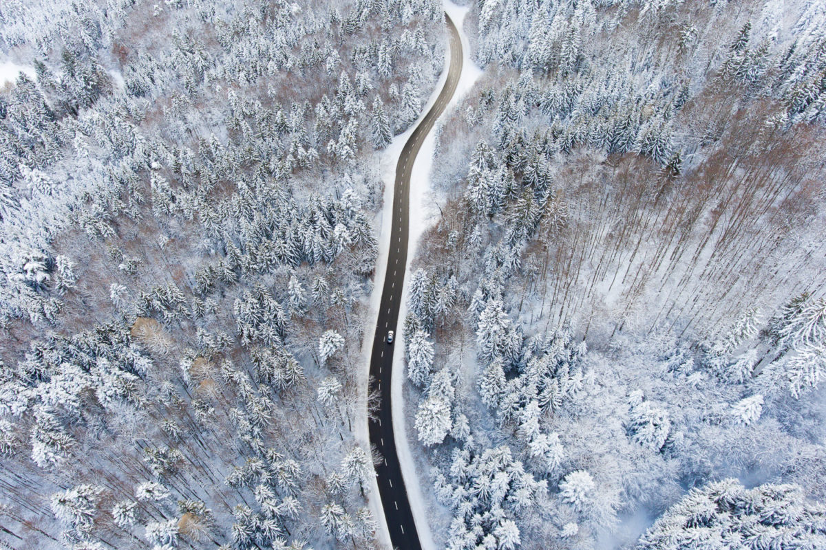 Route du Mollendruz sous la neige